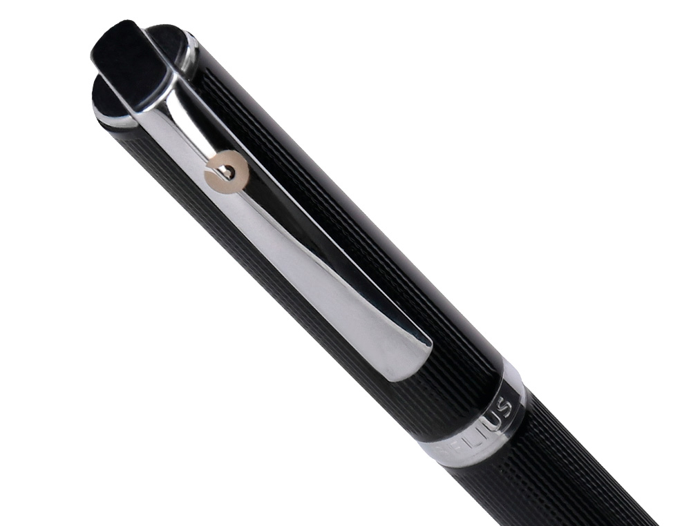 ROLLER BELIUS TURBO ALUMINIO TEXTURA PUNTEADA COLOR NEGRO Y PLATEADO TINTA AZUL CAJA DE DISEÑO